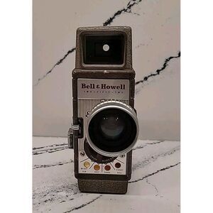 Bell & Howell Two Fifty Two 8MM Movie Film Camera‎ As Is
